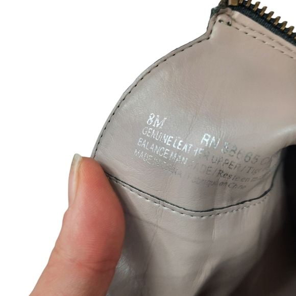 Hinge Tracer Black Suede Leather Wooden Stacked Wedge Ankle Boots Size 8 Women's - Picture 8 of 11